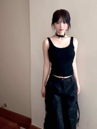 橙子喵酱bw风格，她如何通过bw风格在cosplay中创造出独特的艺术氛围？