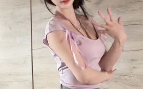 小霞佩奇的抖音视频创作理念，分析小霞佩奇抖音视频的创作理念与表达