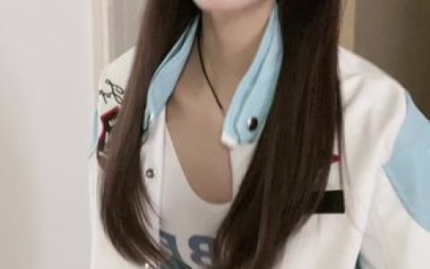 小霞佩奇抖音号热门舞蹈合集，观看小霞佩奇抖音号上的热门舞蹈合集，感受热力四射