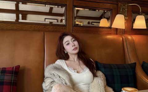 KK战神的跳舞视频与技巧展示，展示KK战神跳舞视频中的舞蹈技巧