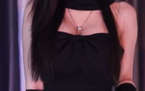 斗鱼萌七跳舞2025，观看萌七在2025年最受欢迎的舞蹈表演