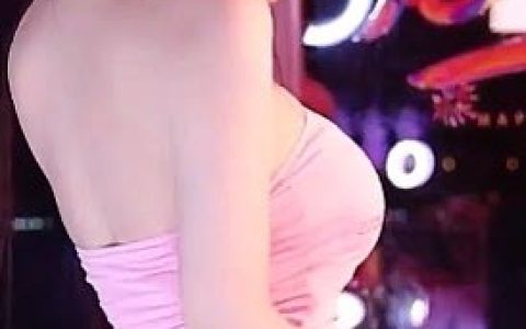 网易cc短腿微宁的创意舞蹈，欣赏短腿微宁的创意舞蹈作品在网易cc平台的表现