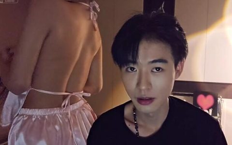 小恩雅私人订制舞蹈狗链如何在定制舞蹈中融合个性化道具，小恩雅定制舞蹈狗链如何通过道具提升舞蹈表现